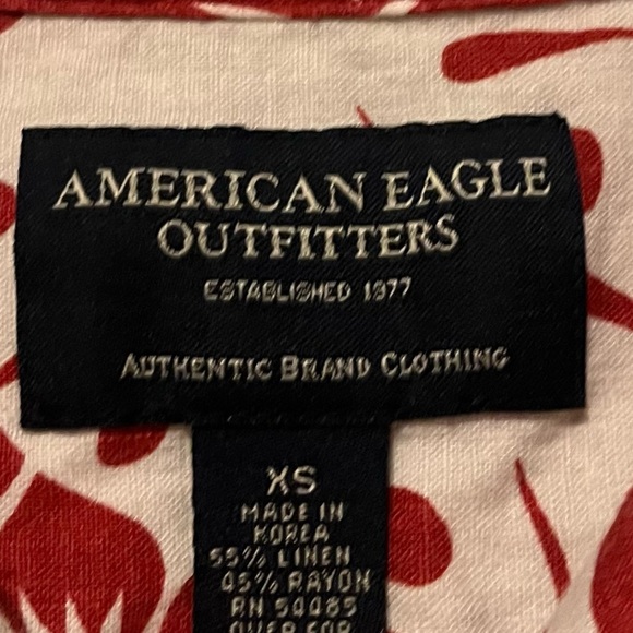 American Eagle Outfitters • Red Hawaiian Linen Blend Button Down Shirt - Picture 3 of 3